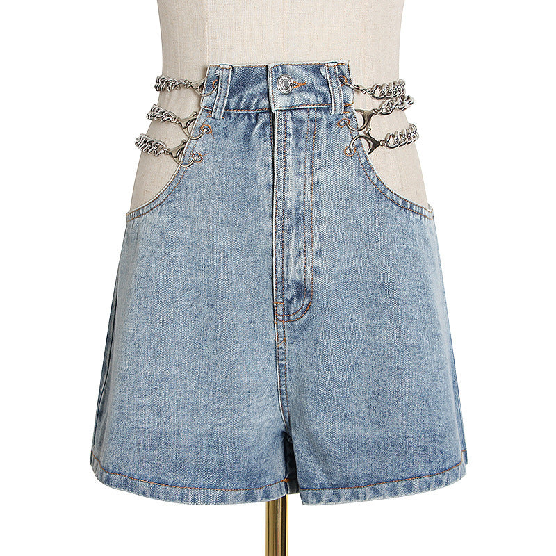 Women Got Character Chain Jean Shorts